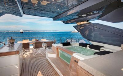 Yacht