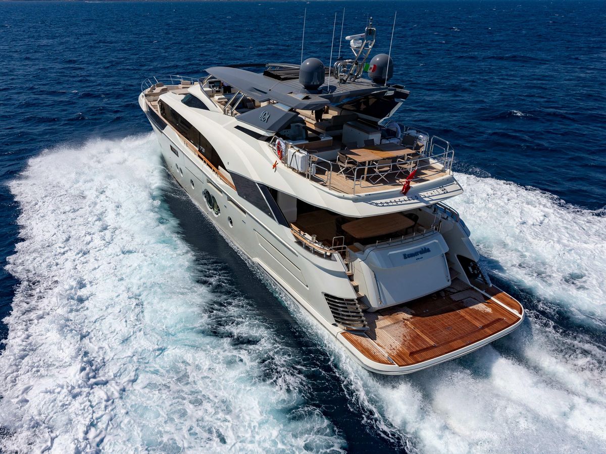2018 Monte Carlo Yachts 96 