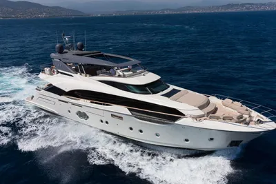 2018 Monte Carlo Yachts MCY 96