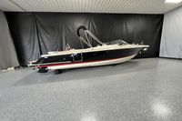 2020 Chris-Craft Launch 25 GT