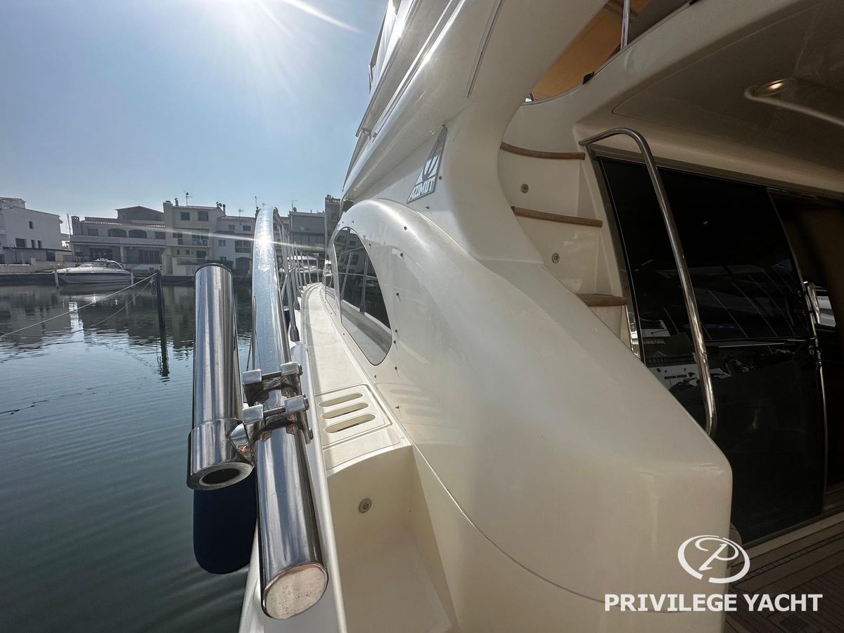 2001 Azimut 54 