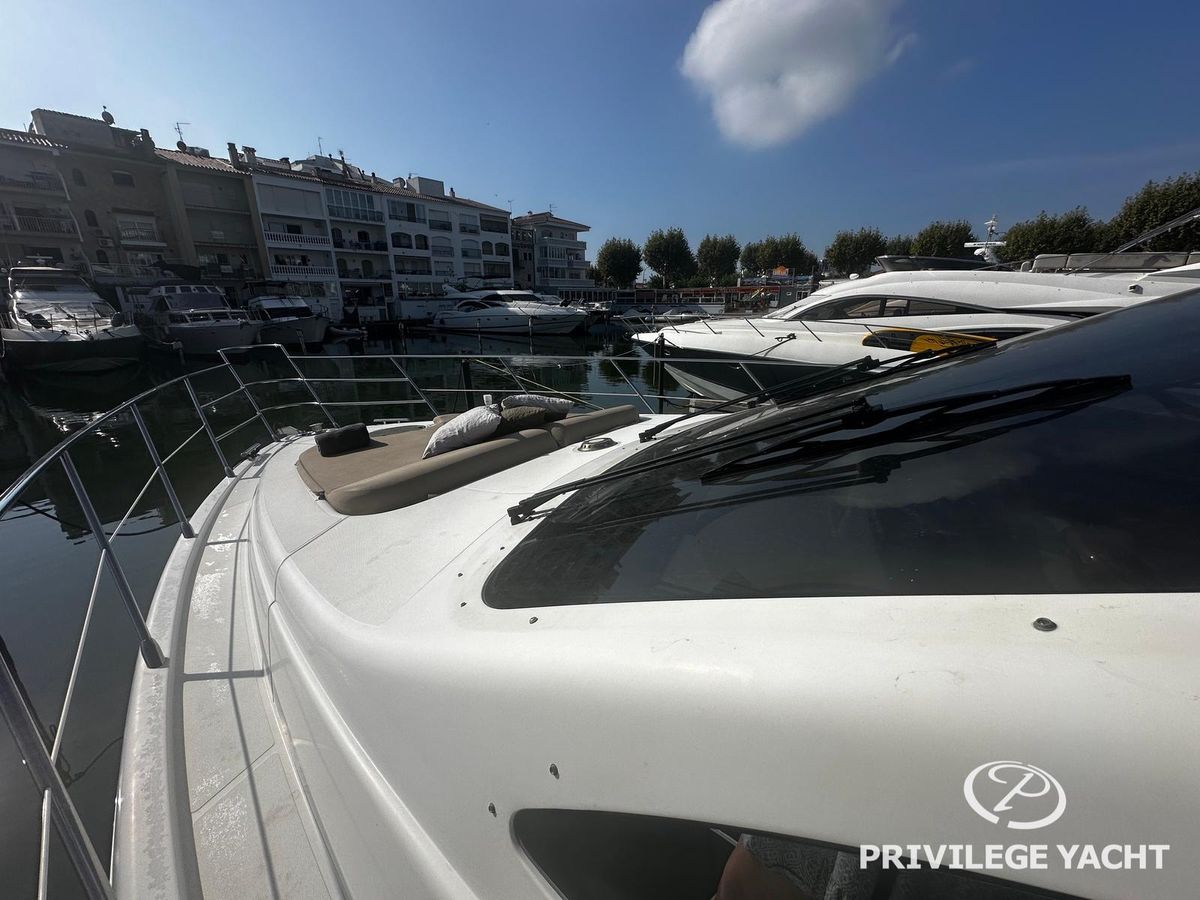2001 Azimut 54 