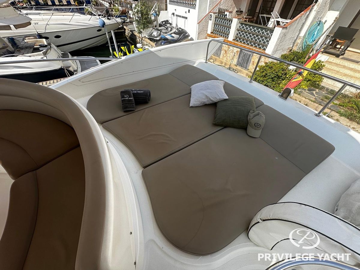 2001 Azimut 54 
