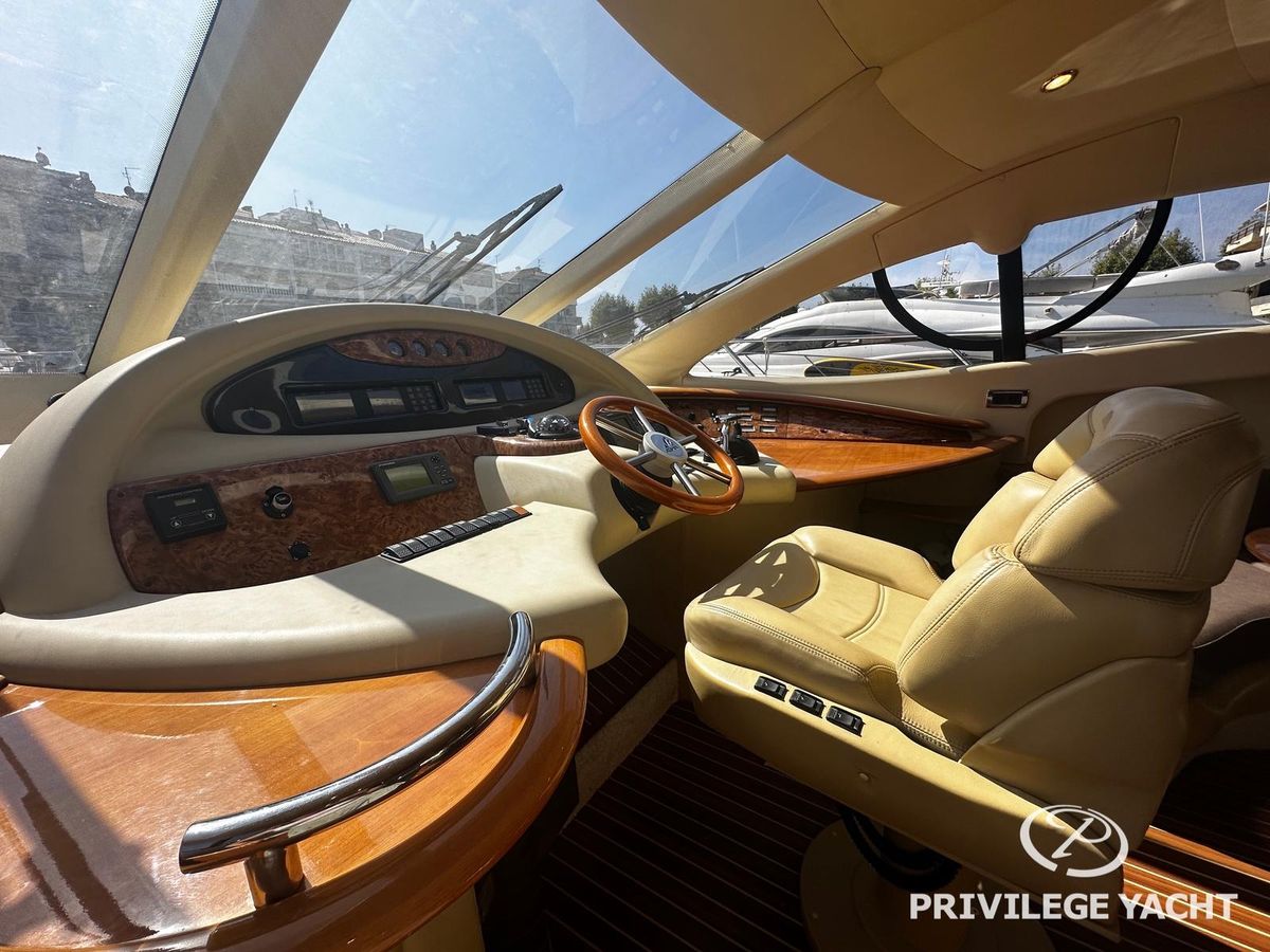 2001 Azimut 54 