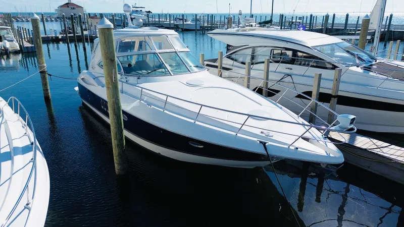 Mik Yacht Photos Pics 