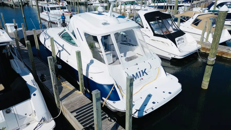 Mik Yacht Photos Pics 