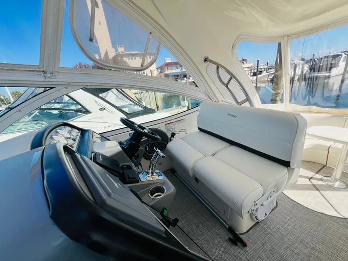 Mik Yacht Photos Pics 