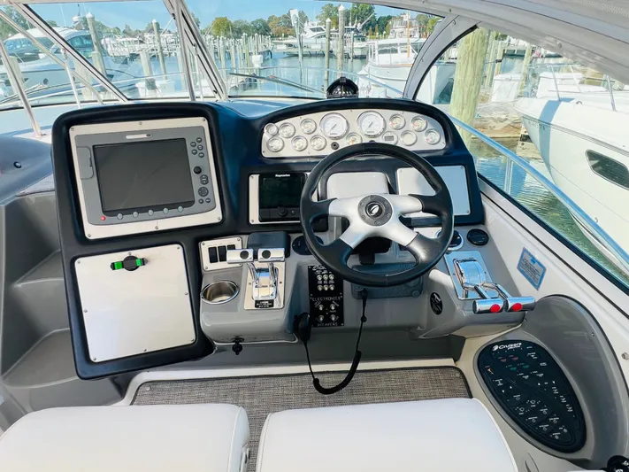 Mik Yacht Photos Pics 