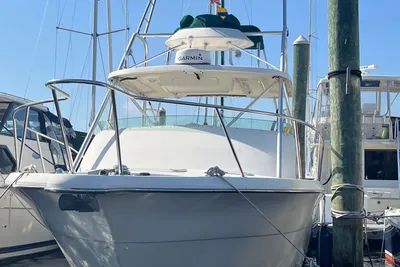 Pursuit 3000 Offshore