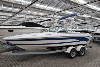 1993 Sea Ray 200 Cuddy