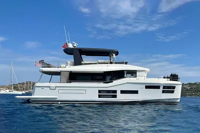 Beneteau Grand Trawler 62