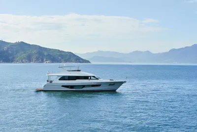 CL Yachts CLB 72