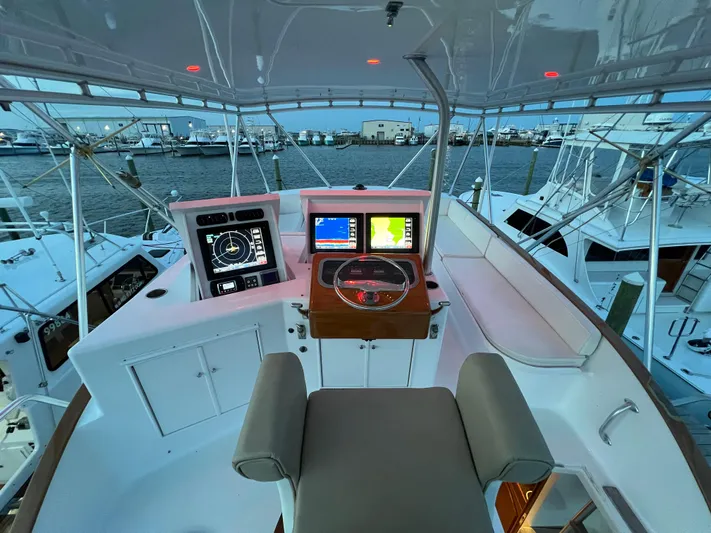 Pre Sail Yacht Photos Pics 2000 Blackwell Carolina Custom boat helm with advanced navigation systems at marina.