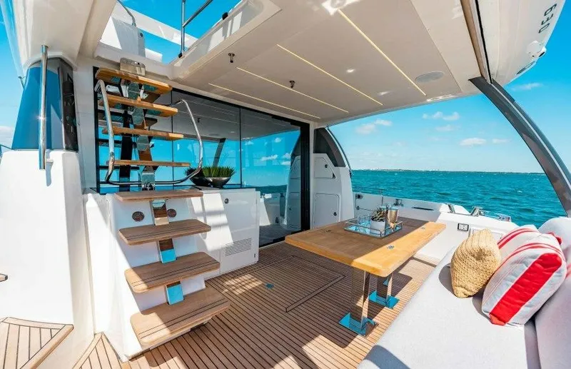 Sunspace Yacht Photos Pics Cockpit