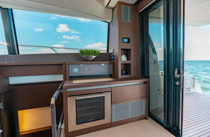 Sunspace Yacht Photos Pics Salon