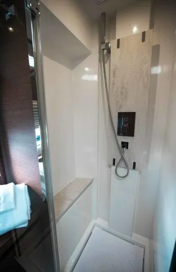 Sunspace Yacht Photos Pics VIP Head