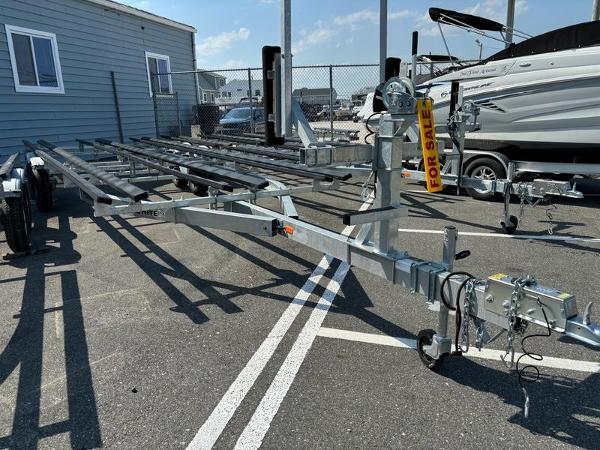 2024 Load Rite P24/26T5000TRIB2