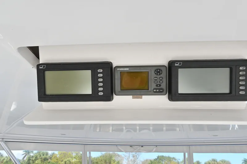 Clamaholic Yacht Photos Pics 