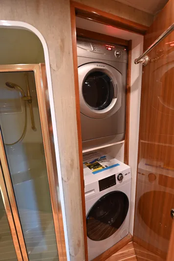 Clamaholic Yacht Photos Pics 