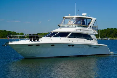 Sea Ray 480 Sedan Bridge
