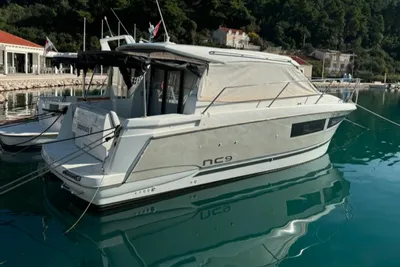 2018 Jeanneau NC 9