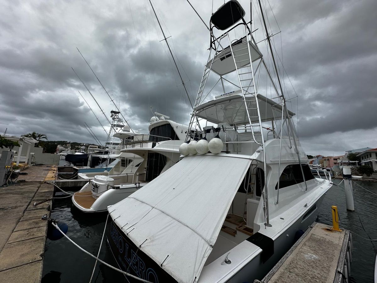 2003 Viking 52 