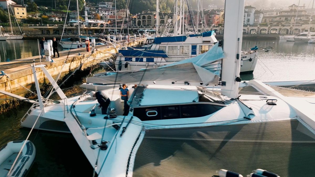 2001 Shuttleworth 58 