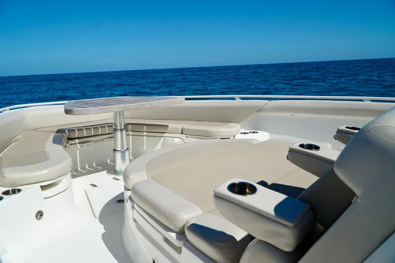  Yacht Photos Pics 2019 Boston Whaler 420 Outrage boat interior with ocean view.