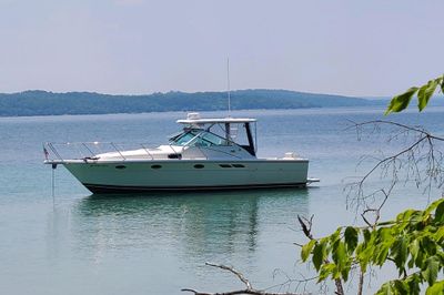 Tiara Yachts 3100 Open LE