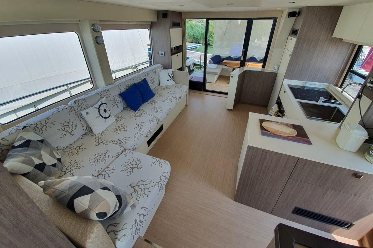 2016 Cranchi 55 