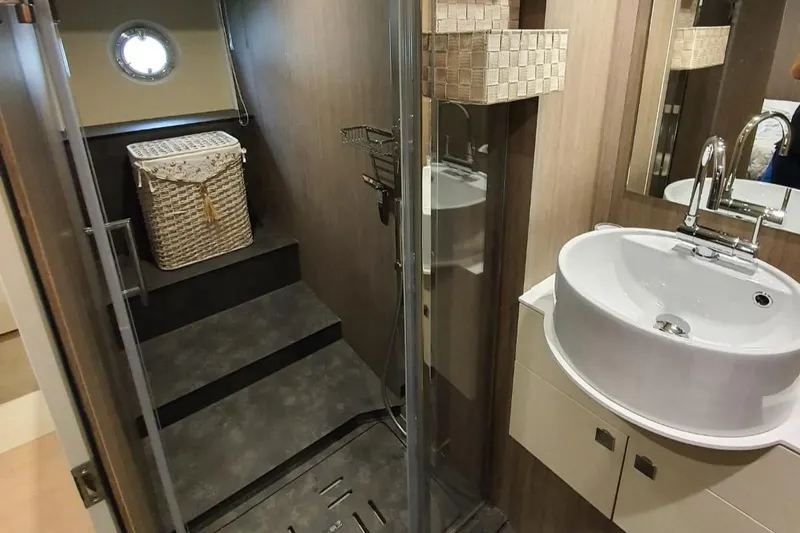  Yacht Photos Pics Cranchi Eco Trawler 53 LD - D Yachts