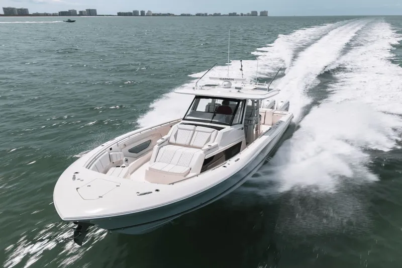 Suzanne Yacht Photos Pics 