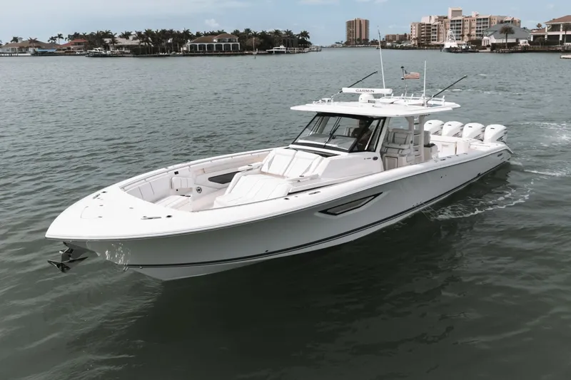 Suzanne Yacht Photos Pics 