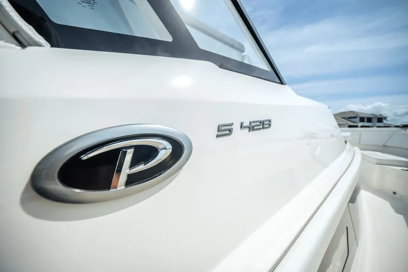 Suzanne Yacht Photos Pics 