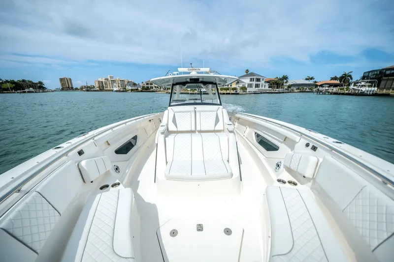 Suzanne Yacht Photos Pics 