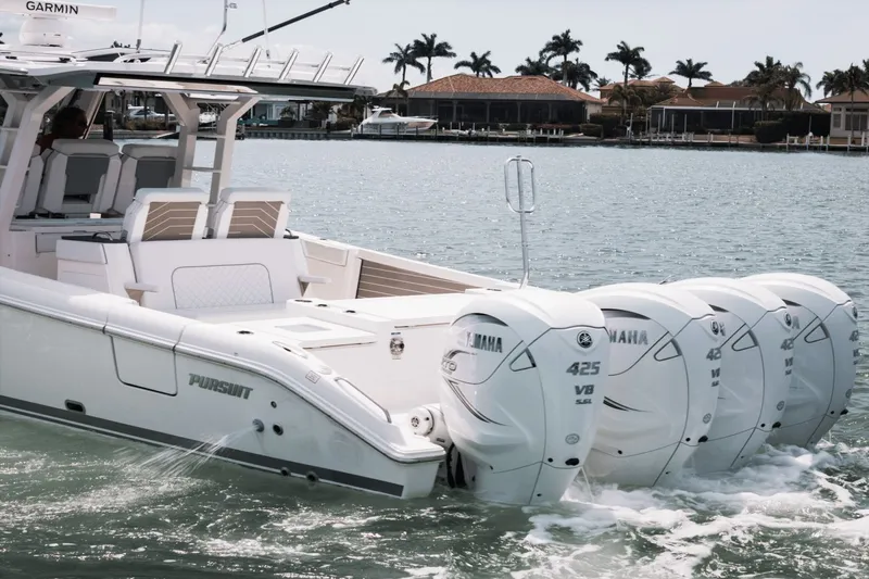 Suzanne Yacht Photos Pics 