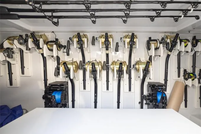 Drop Out Yacht Photos Pics Reel Storage