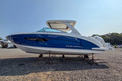 Regal 33 OBX