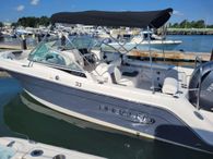2023 Robalo 227 DC