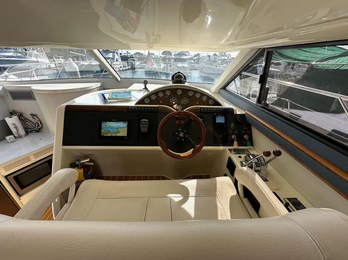 Phantom 42 Yacht Photos Pics 