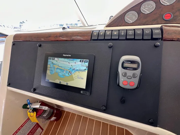 Phantom 42 Yacht Photos Pics 