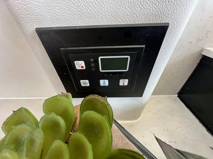 Phantom 42 Yacht Photos Pics 