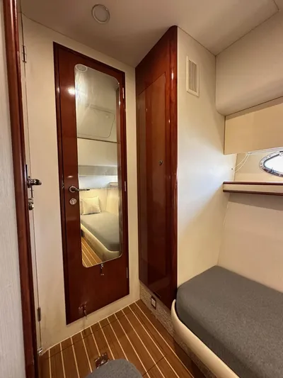 Phantom 42 Yacht Photos Pics 