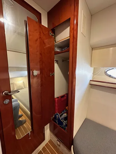 Phantom 42 Yacht Photos Pics 