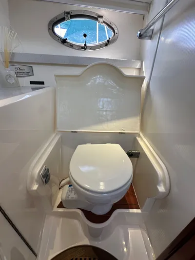 Phantom 42 Yacht Photos Pics 