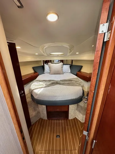 Phantom 42 Yacht Photos Pics 