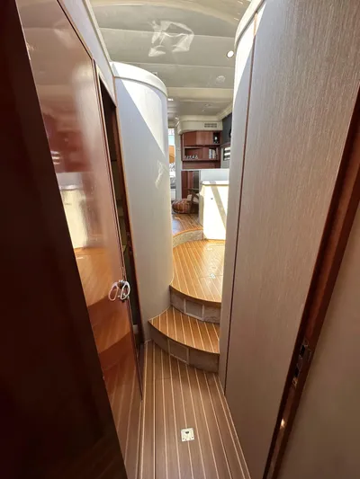 Phantom 42 Yacht Photos Pics 