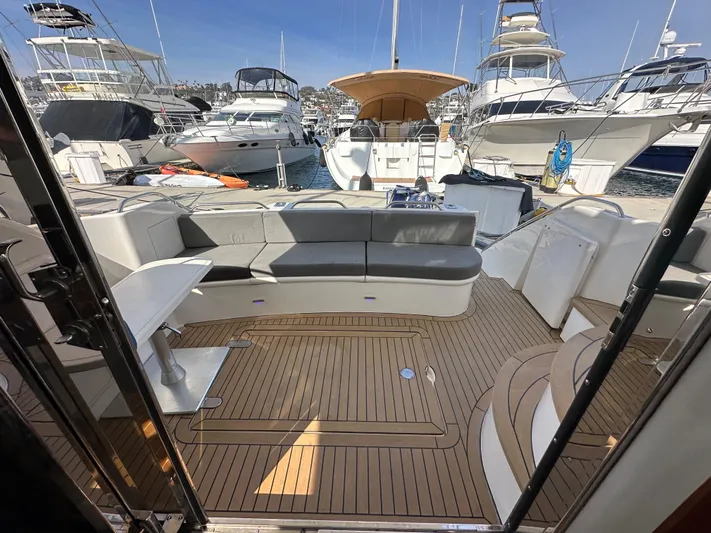 Phantom 42 Yacht Photos Pics 