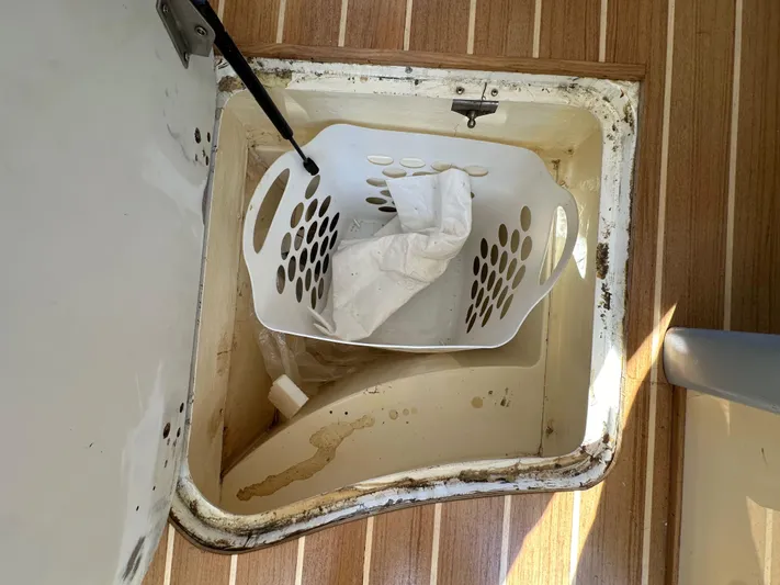 Phantom 42 Yacht Photos Pics 