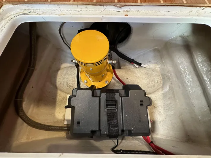 Phantom 42 Yacht Photos Pics 